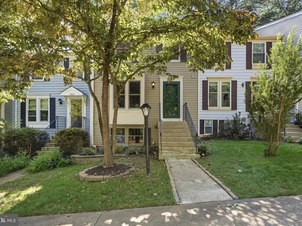 11005 Barton Hill Ct, Reston, VA 20191