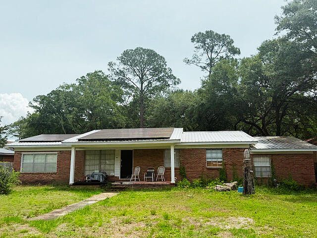 1st image of 308 Cloverdale Blvd