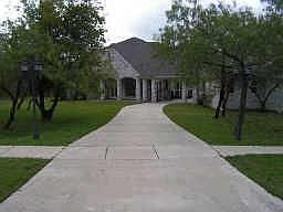 1st image of 2820 Fairway Dr