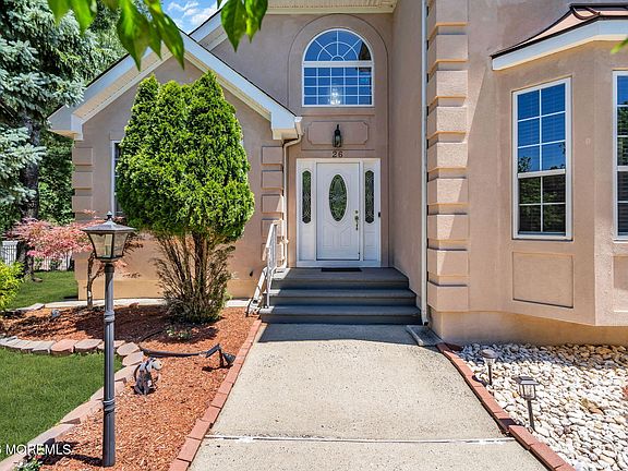 5th image of 26 Tuscany Drive