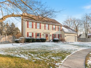 2240 Augustana Ct, Naperville, IL 60565