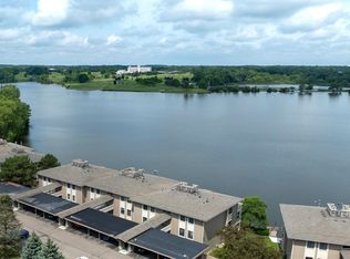 873 Cliffs Dr APT 105, Ypsilanti, MI 48198