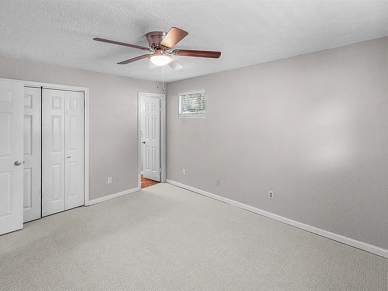 16766 Lake Cir — Photo 13