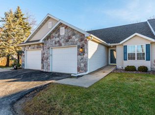 159 N Musket Ridge Dr, Sun Prairie, WI 53590
