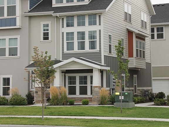 2nd image of 657 N 380 W Unit 36