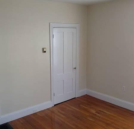 4th image of 119 Sagamore St #2