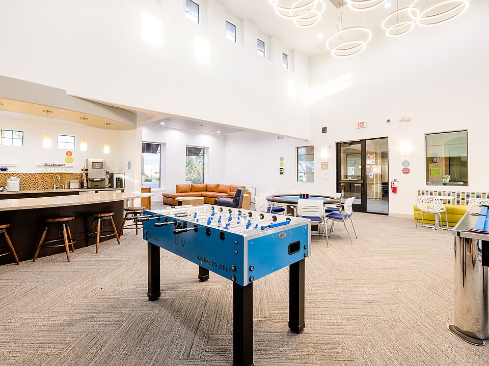 Poker Table in the Hub