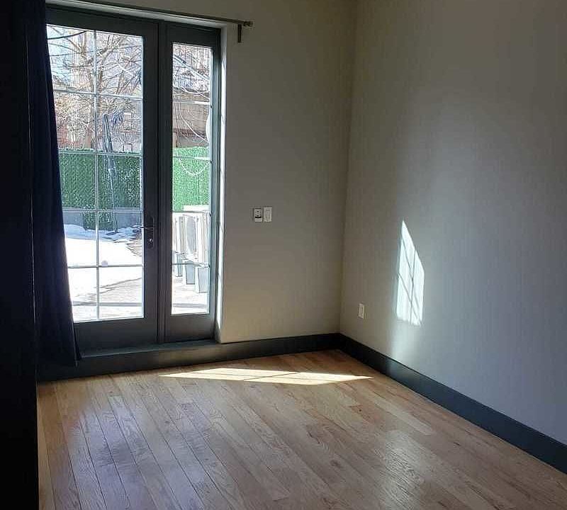 1st image of 111 Moore St #1