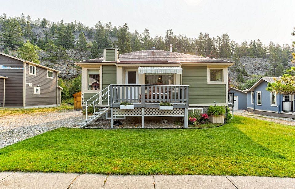 1st image of 20525 W 25th Ave