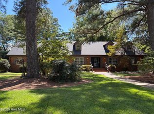 3409 Woodlawn Rd, Rocky Mount, NC 27804