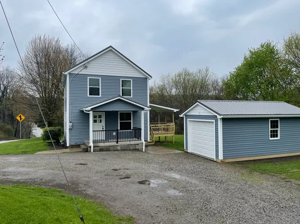 1095 Shenango Rd, Beaver Falls, PA 15010