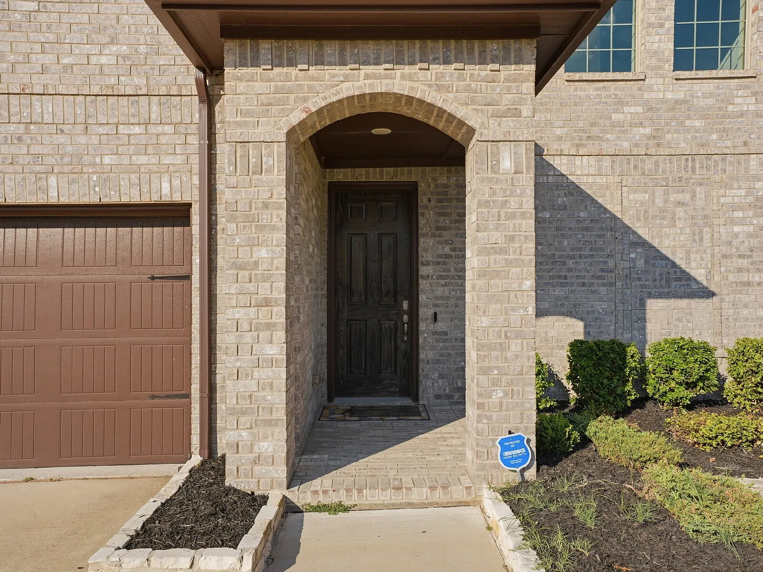 4 bed, 3.0 bath, 2604 sqft, $2,800 — Photo 4