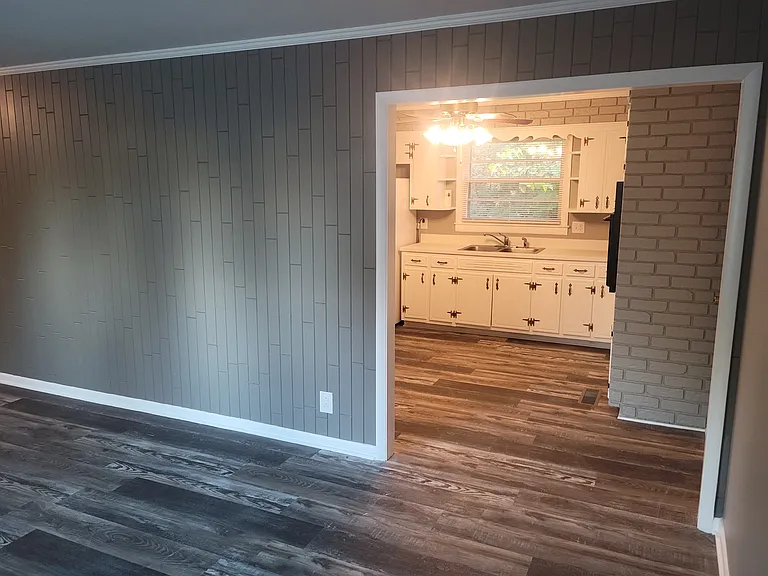 206 Forest Dr — Photo 10
