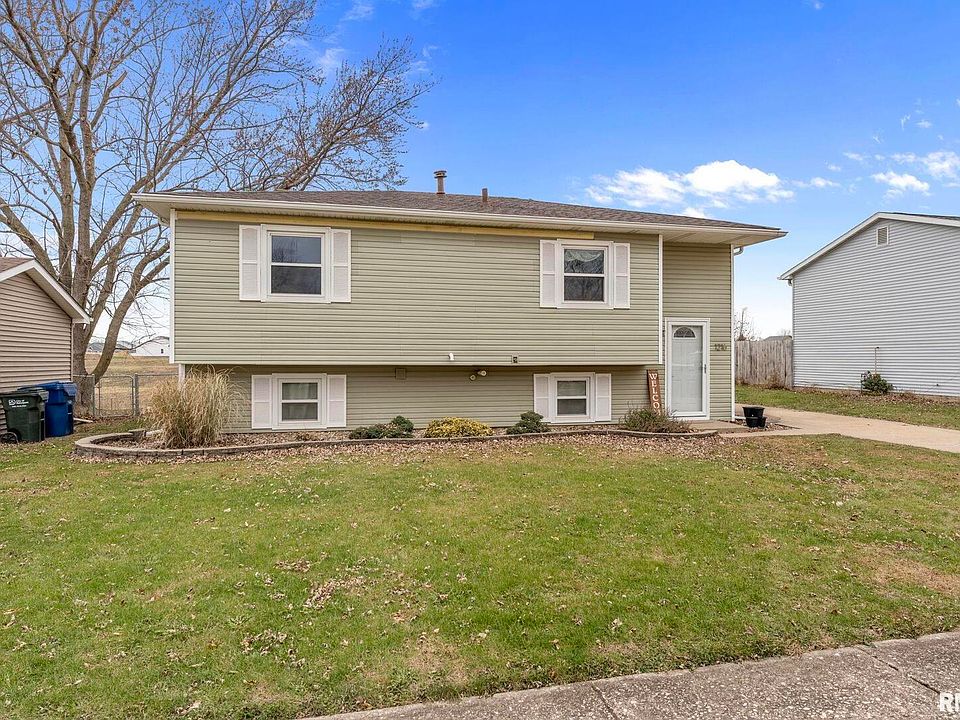1st image of 1216 Emerald Dr