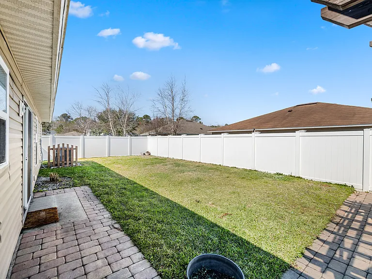 7377 Benes Trl — Photo 31