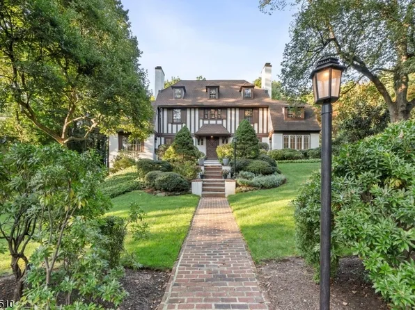 16 West Rd, Millburn Twp., NJ 07078