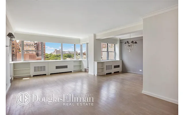 Rented by Douglas Elliman | media 13