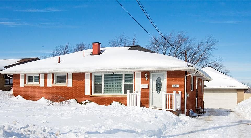 1st image of 1546 W 41st St