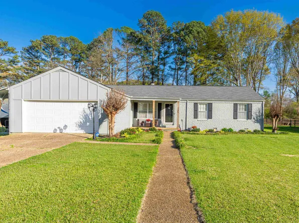 235 Meadow Hill Rd, Sheffield, AL 35660