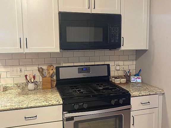 3rd image of 911 Marrisa Dr