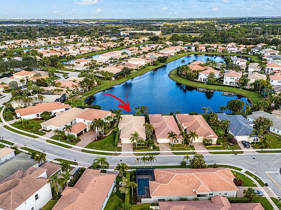 5th image of 208 Via Condado Way
