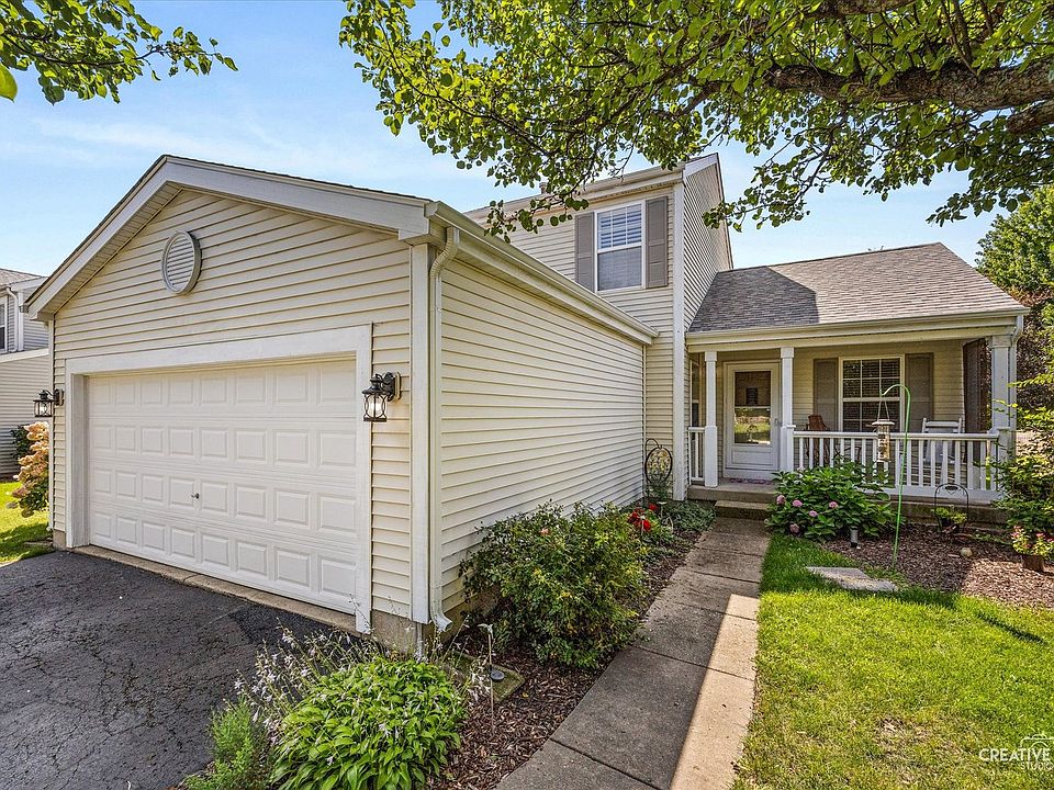 1st image of 1817 Thornapple Way