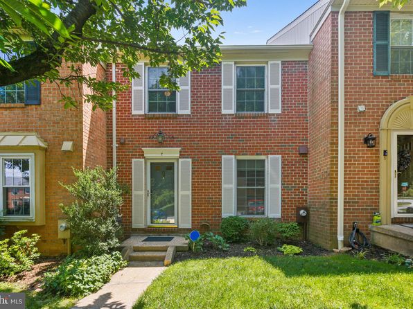 7 Castlehill Ct