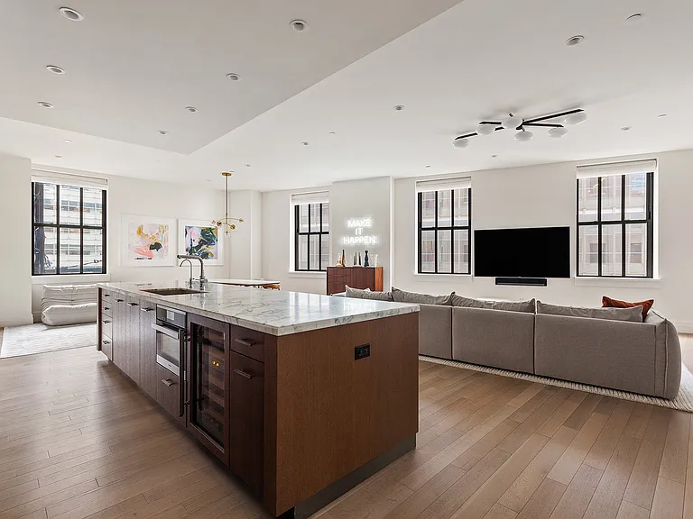 100 Barclay St #12K — Photo 3
