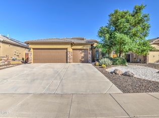 867 S Phelps Dr, Apache Junction, AZ 85120