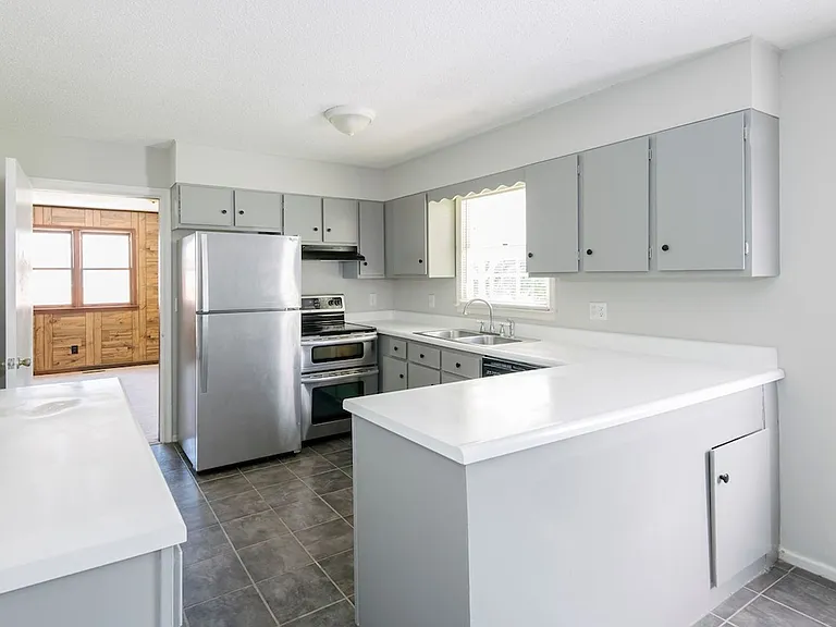 4008 Live Oak Rd — Photo 5