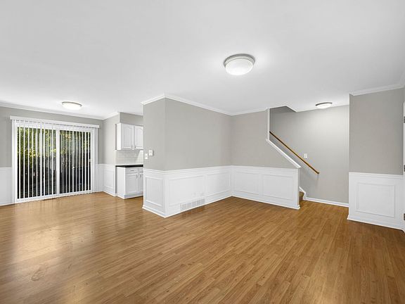3rd image of 2055 Essex Ct Unit 2055