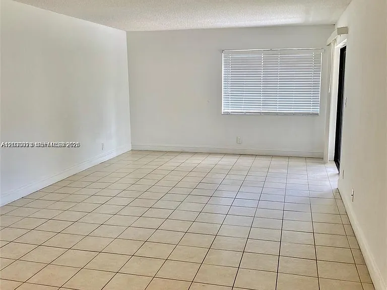 159 Lakeview Dr #204 — Photo 21