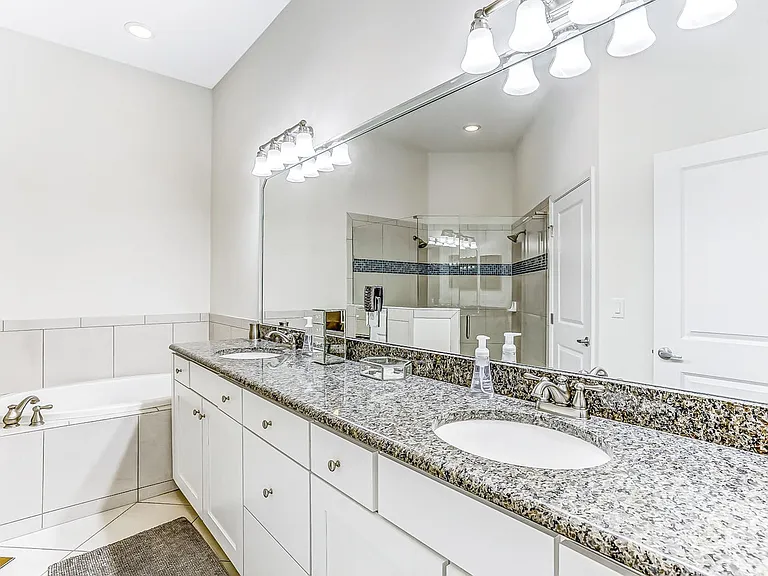 95108 Summerwoods Cir #2106 — Photo 11