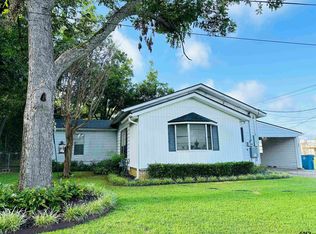 208 Maple St, Henderson, TX 75654