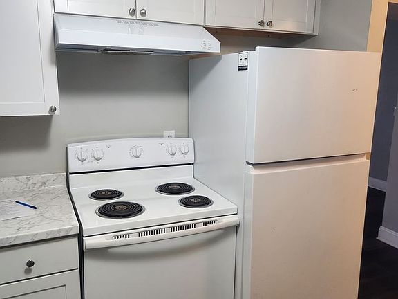 3rd image of 1435 N Columbus St APT A20