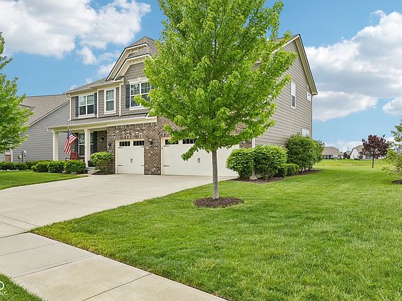 2nd image of 15961 Foothill Dr