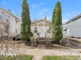 515 Columbia St, Aurora, IL 60505