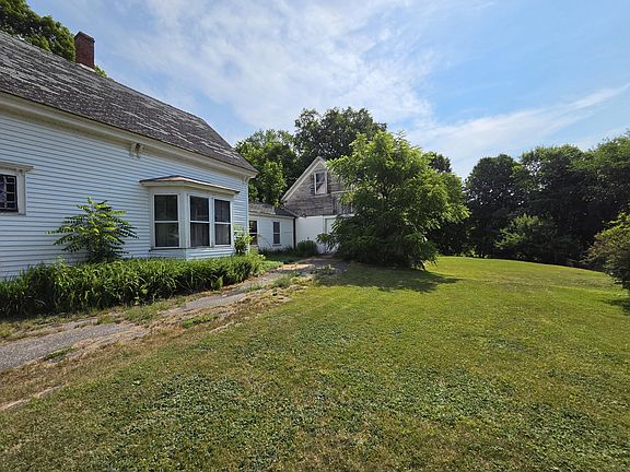 3rd image of 36 Ferry Road