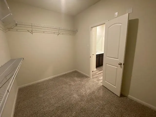3110 Holstein Dr — Photo 7