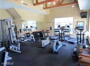 11620 Tomahawk Creek Pkwy APT D, Leawood, KS 66211