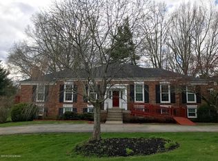 7104 Hunting Creek Dr, Prospect, KY 40059