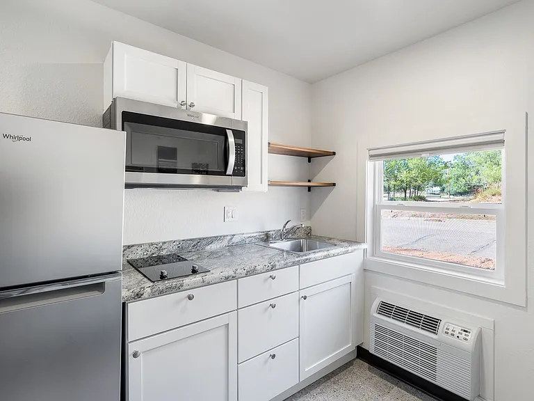 1145 Sherman St #6 — Photo 3
