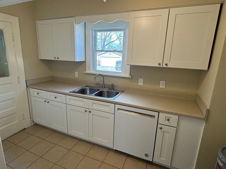 1st image of 1536 Curry Dr