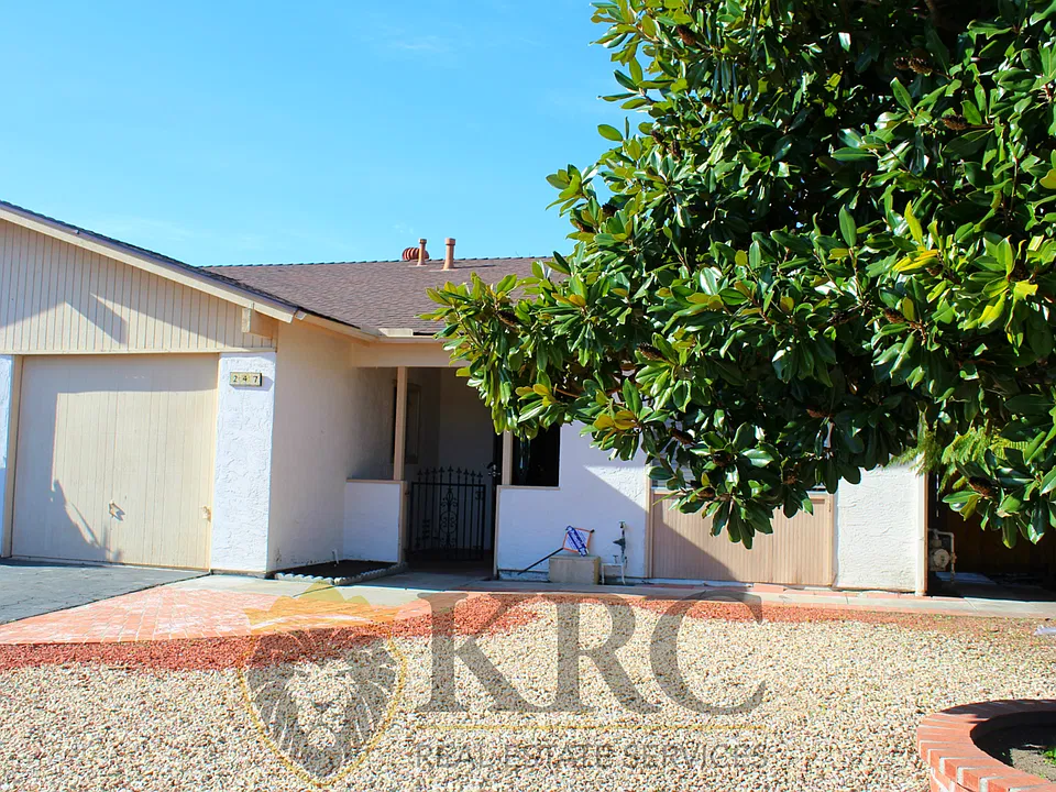 247 San Dimas Ave