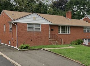 12 4th St, New Brunswick, NJ 08901