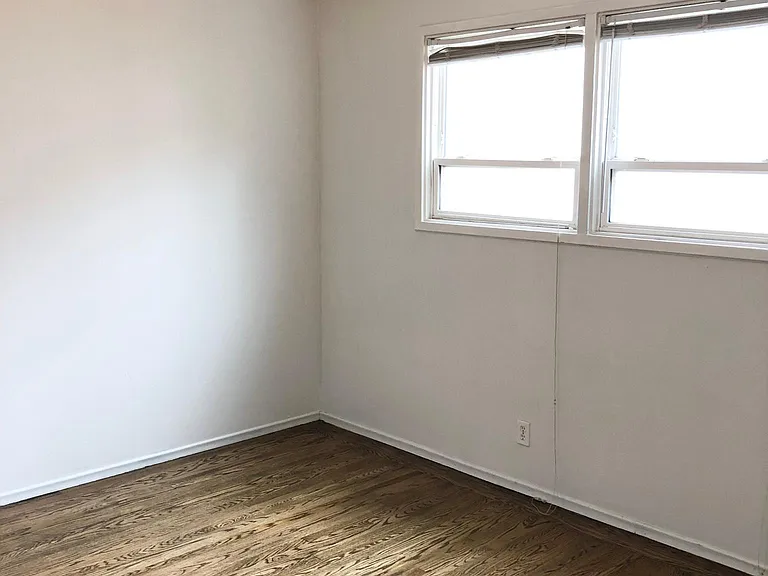 3525 Taraval St #3 — Photo 4