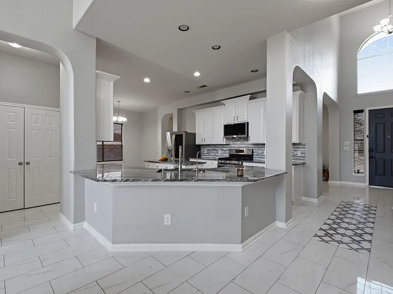 9309 Stonewood Dr — Photo 13