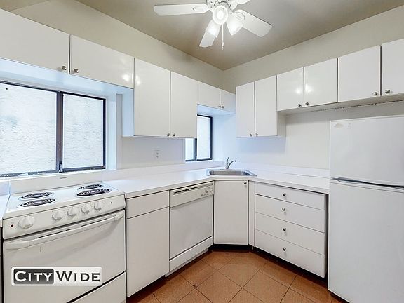 5th image of 221 E 33rd St APT 6A