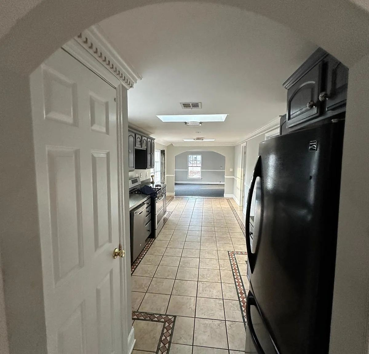 15 Walnut St — Photo 4