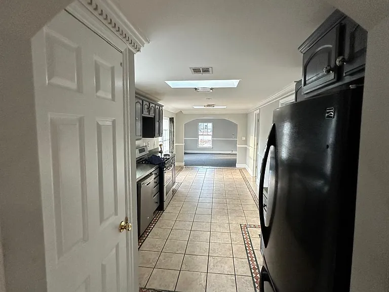 Entrance to the kitchen